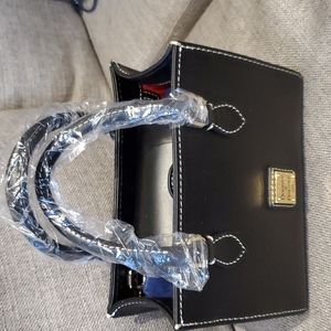Dooney and Bourke small Janine in black